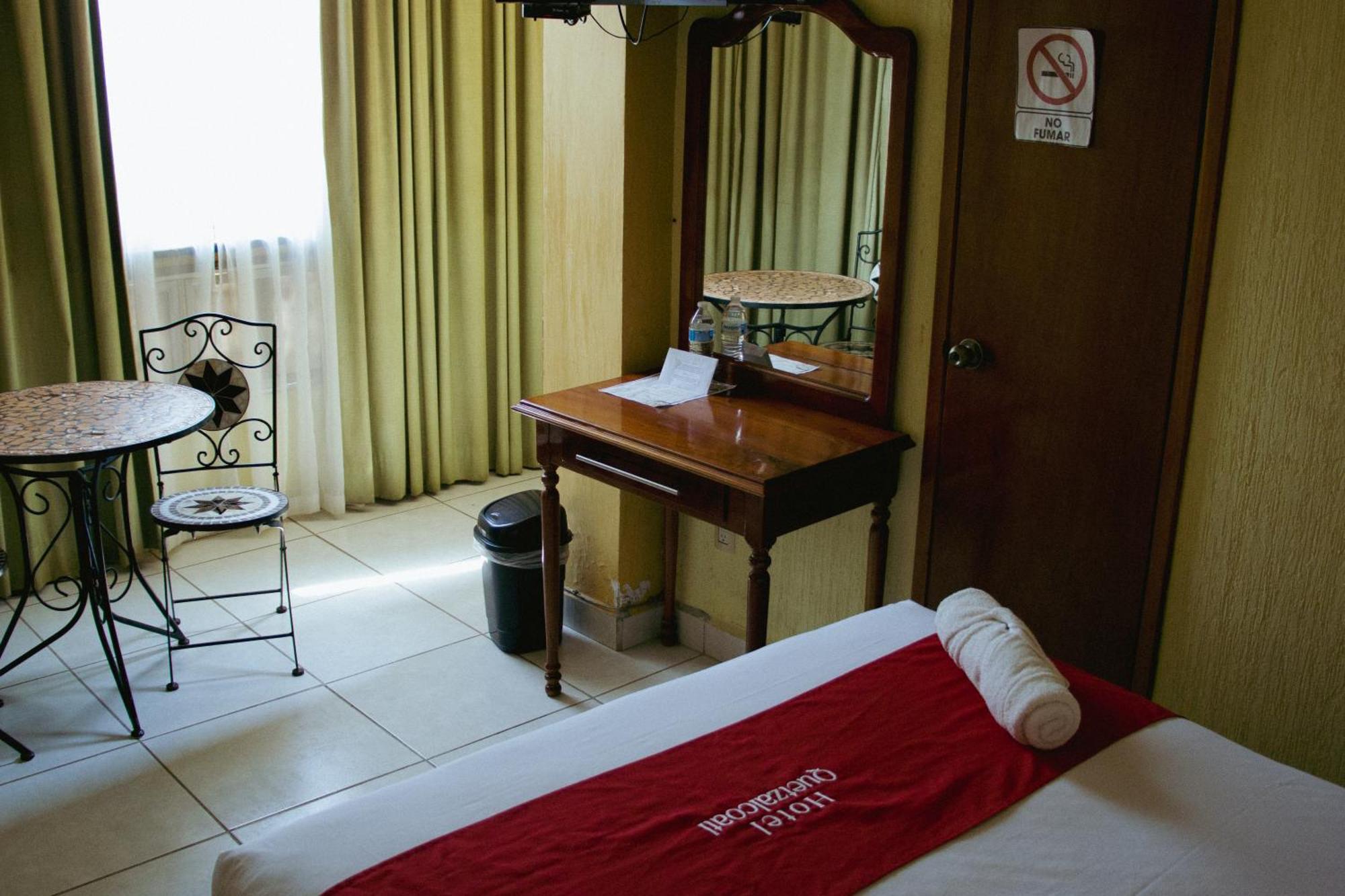 Hotel Quetzalcoatl Коацакоалкос Екстериор снимка
